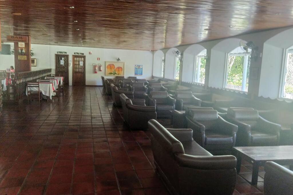 Lindo Flat em Águas de Lindoia Águas de Lindóia Exterior foto