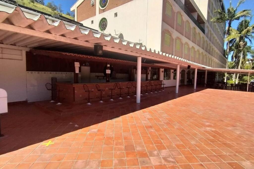 Lindo Flat em Águas de Lindoia Águas de Lindóia Exterior foto